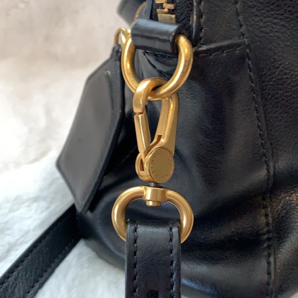 Marc Jacobs MBMJ black leather zippered crossbody purse handbag - Picture 8 of 12